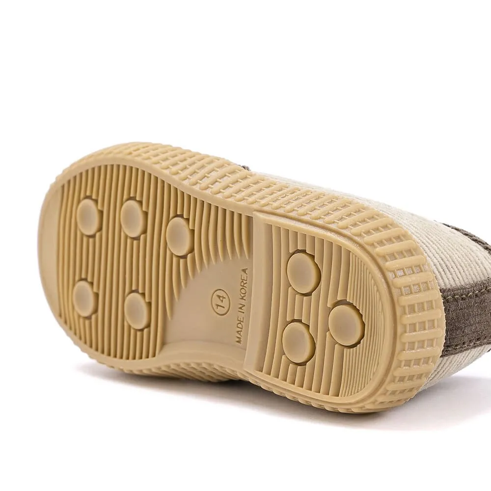 'Bear Story' Slip-On Shoes