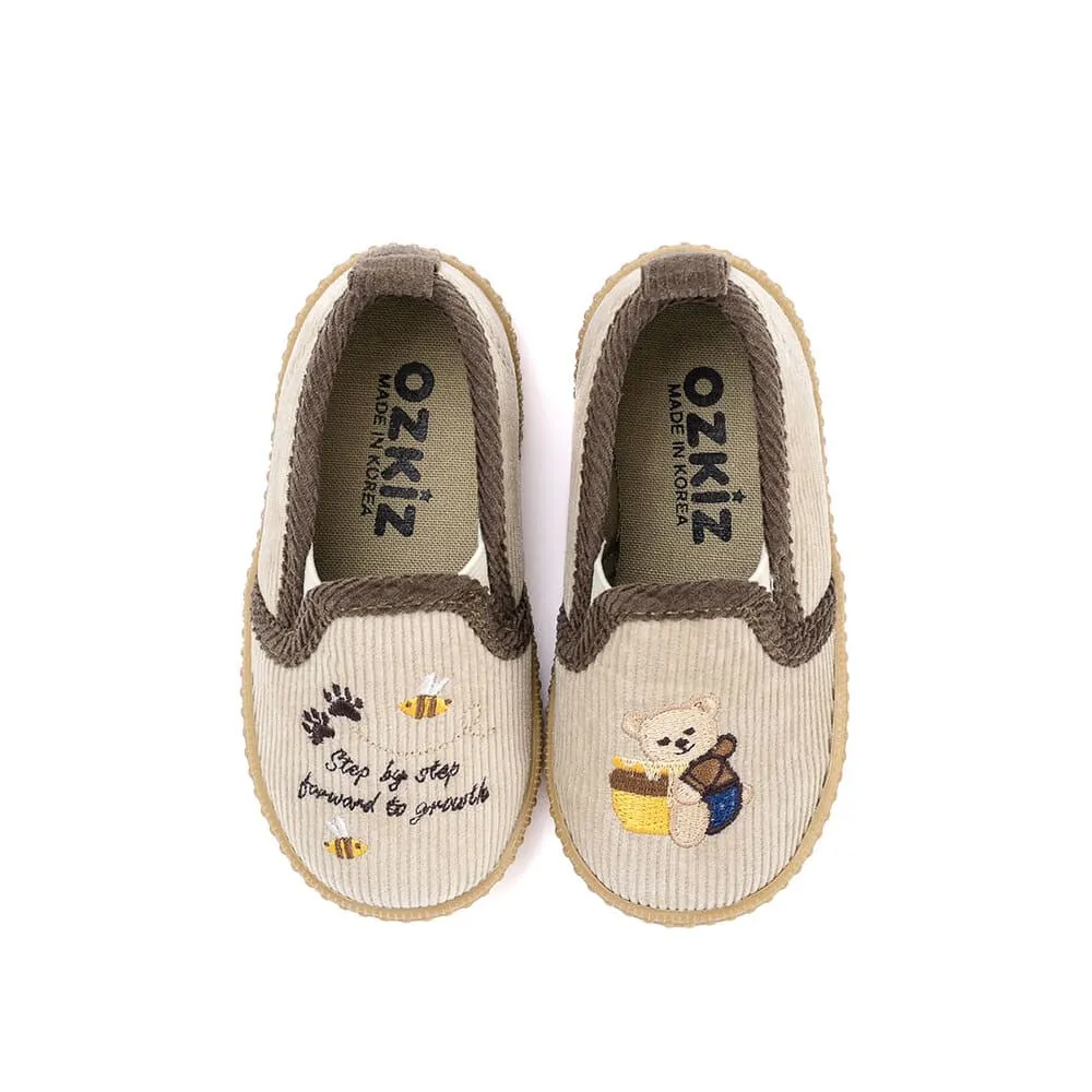 'Bear Story' Slip-On Shoes