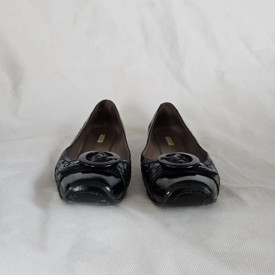 Bottega Veneta black leather square toe flats, 40