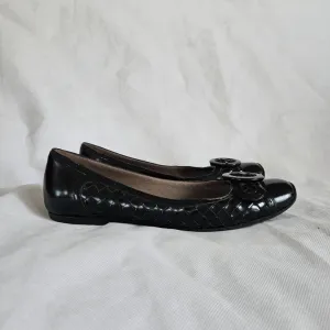 Bottega Veneta black leather square toe flats, 40