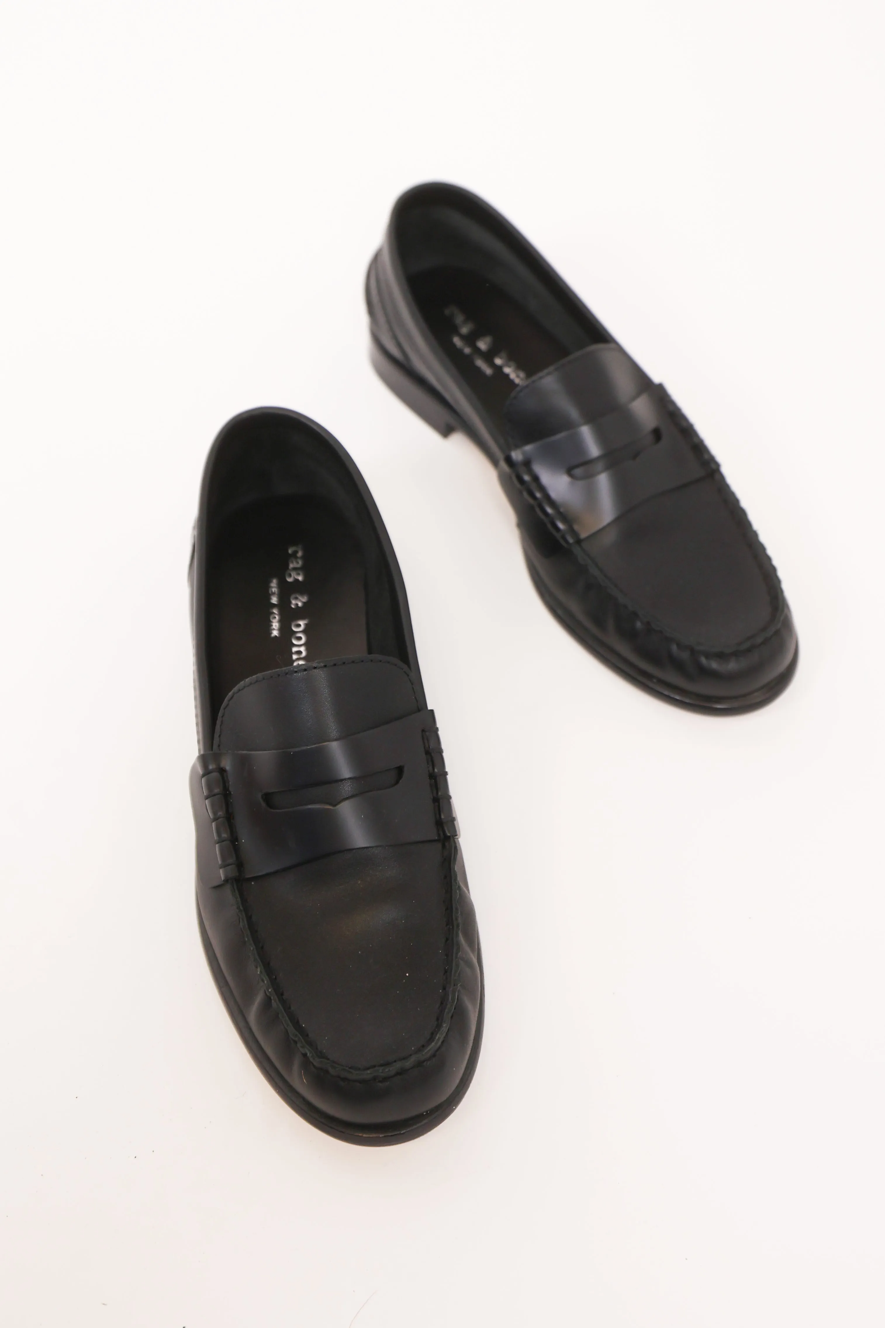 Carter Loafer