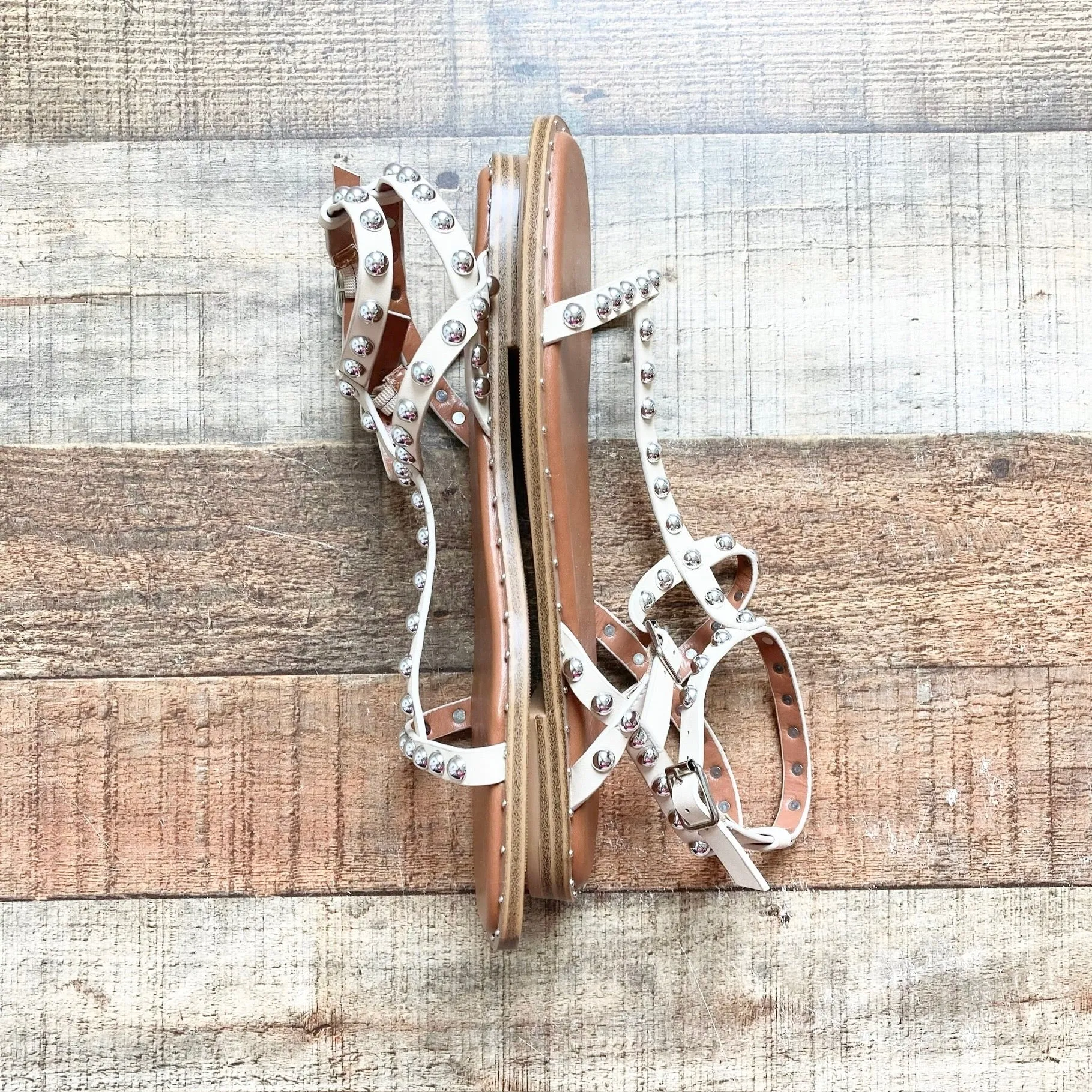 Coutgo Cream Studded Sandals- Size 7.5 (LIKE NEW)