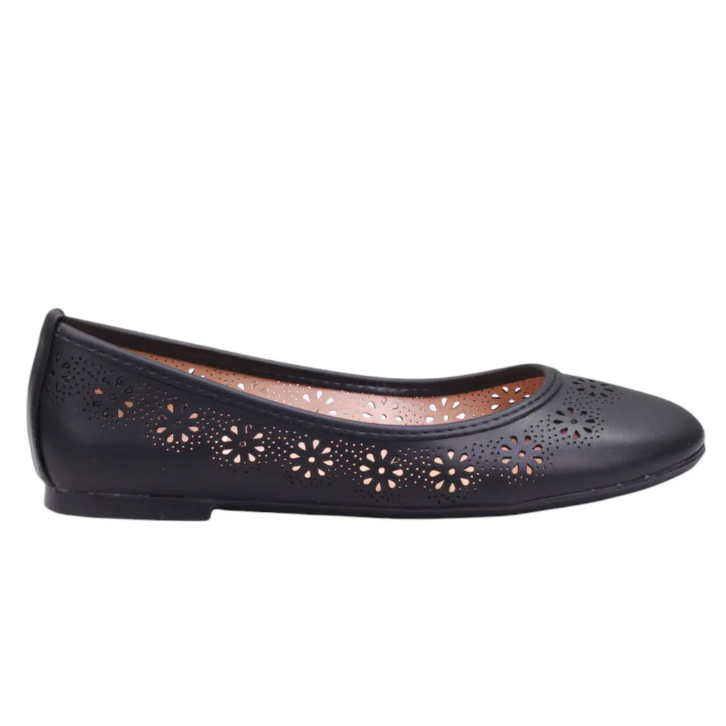 Flats para dama de corte con perforaciones y punta redonda