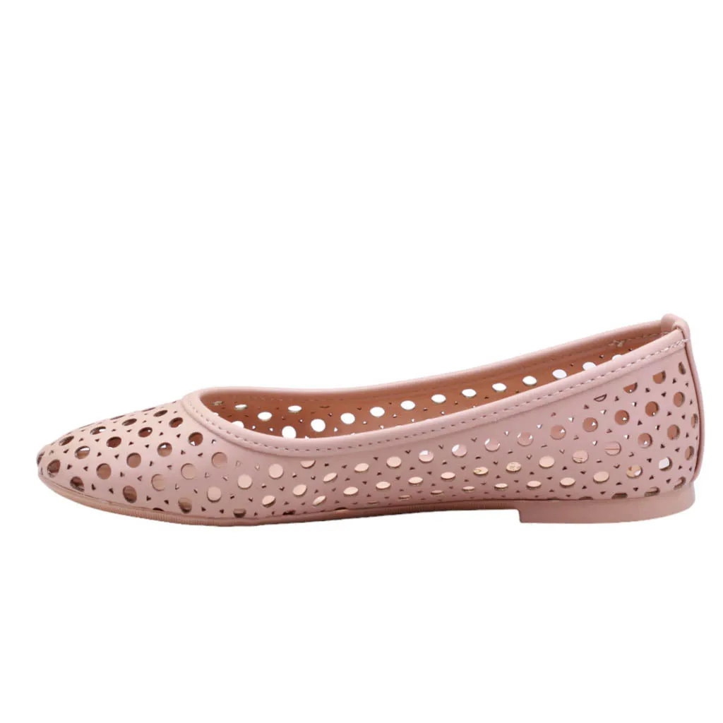 Flats para dama de punta redonda y corte con perforaciones circulares