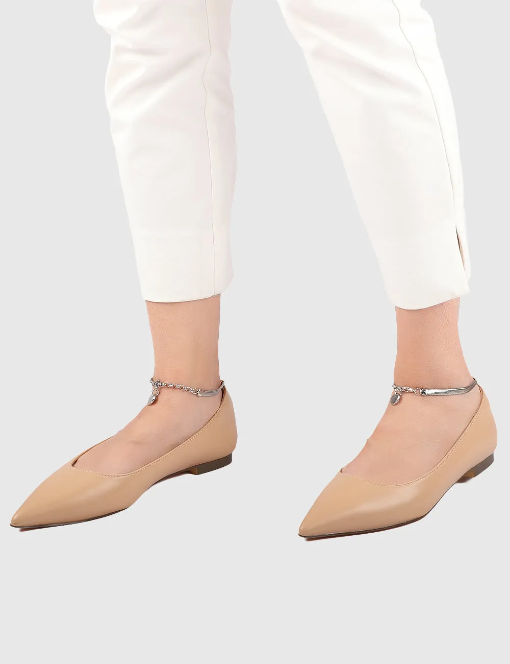 Joisse Pointed Toe Ballerina & Flats (Nude)