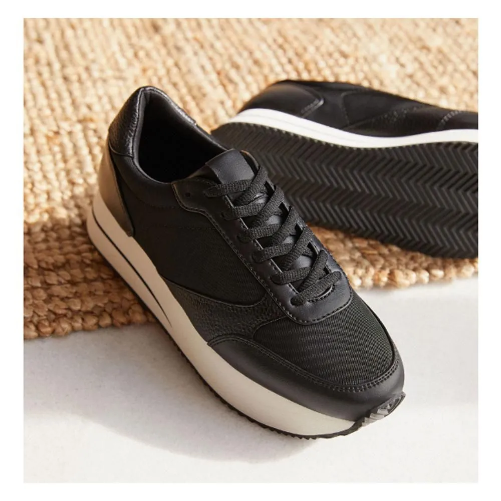 Lefties- Black Sporty Thick Floor