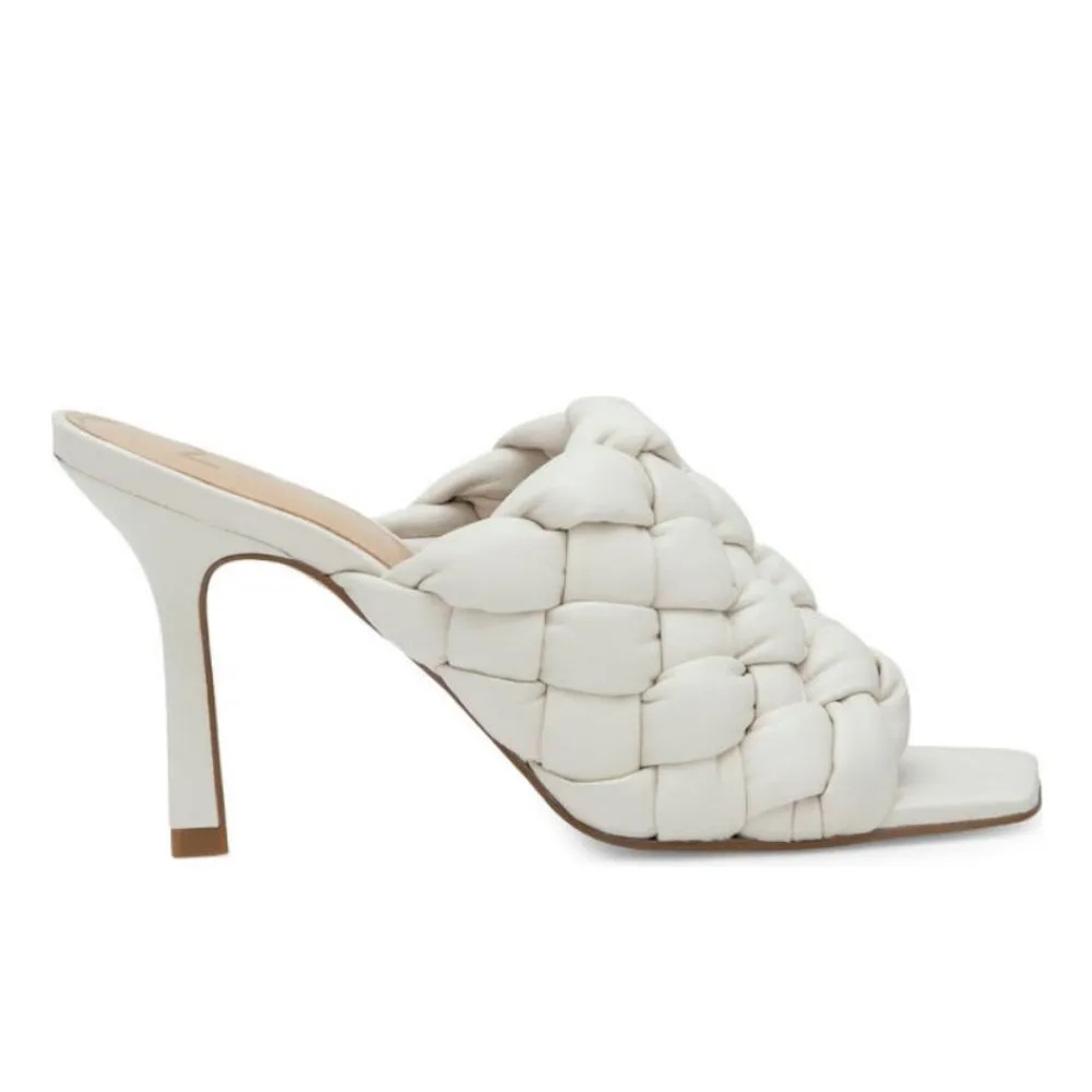 MARC FISHER Dakina Sandals
