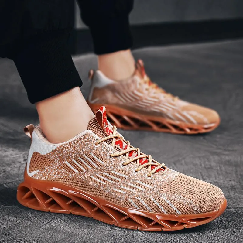 Mesh Travel Flying Woven Blade Mesn's Sneakers