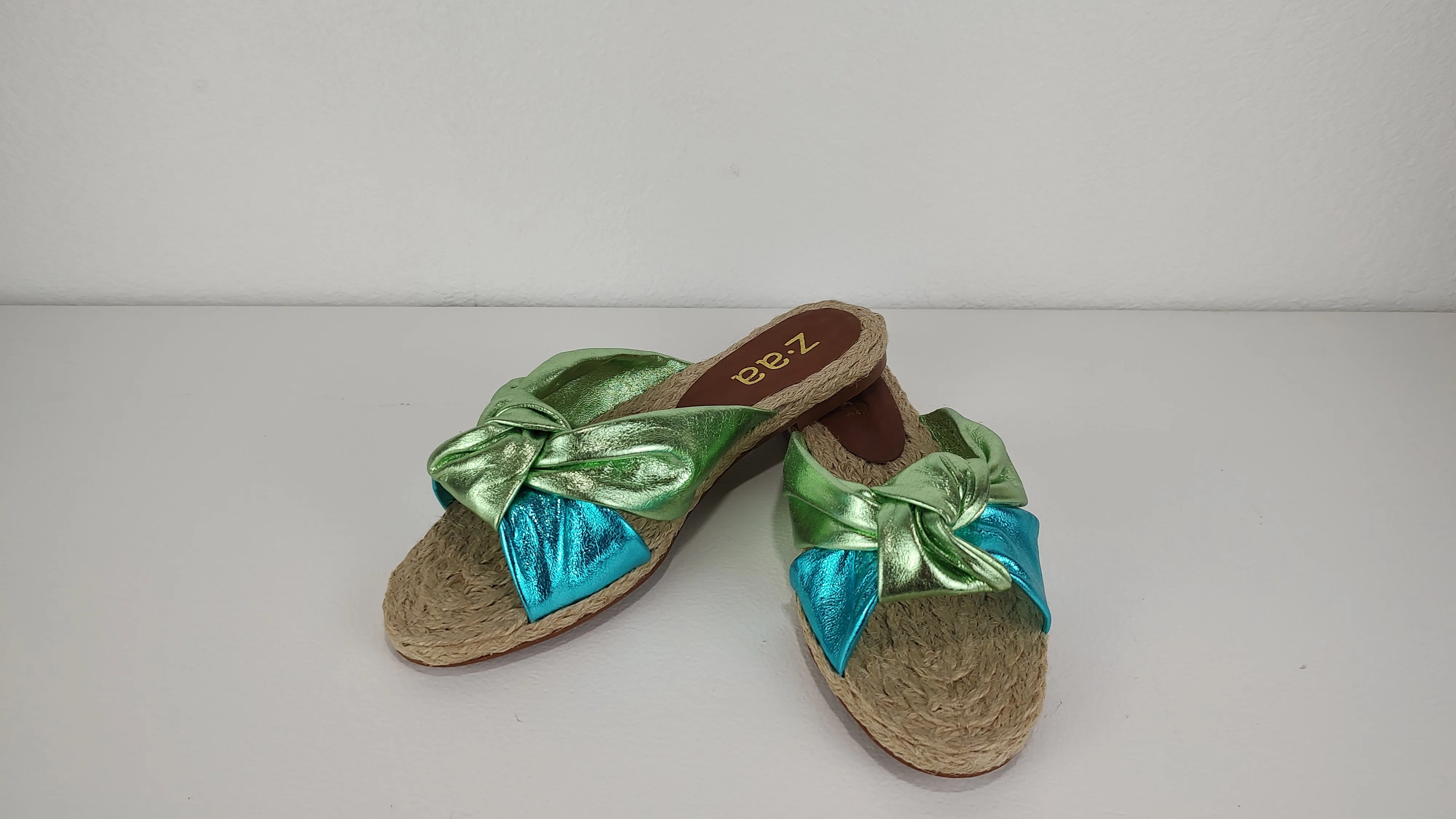 Metallic Knot Sandal