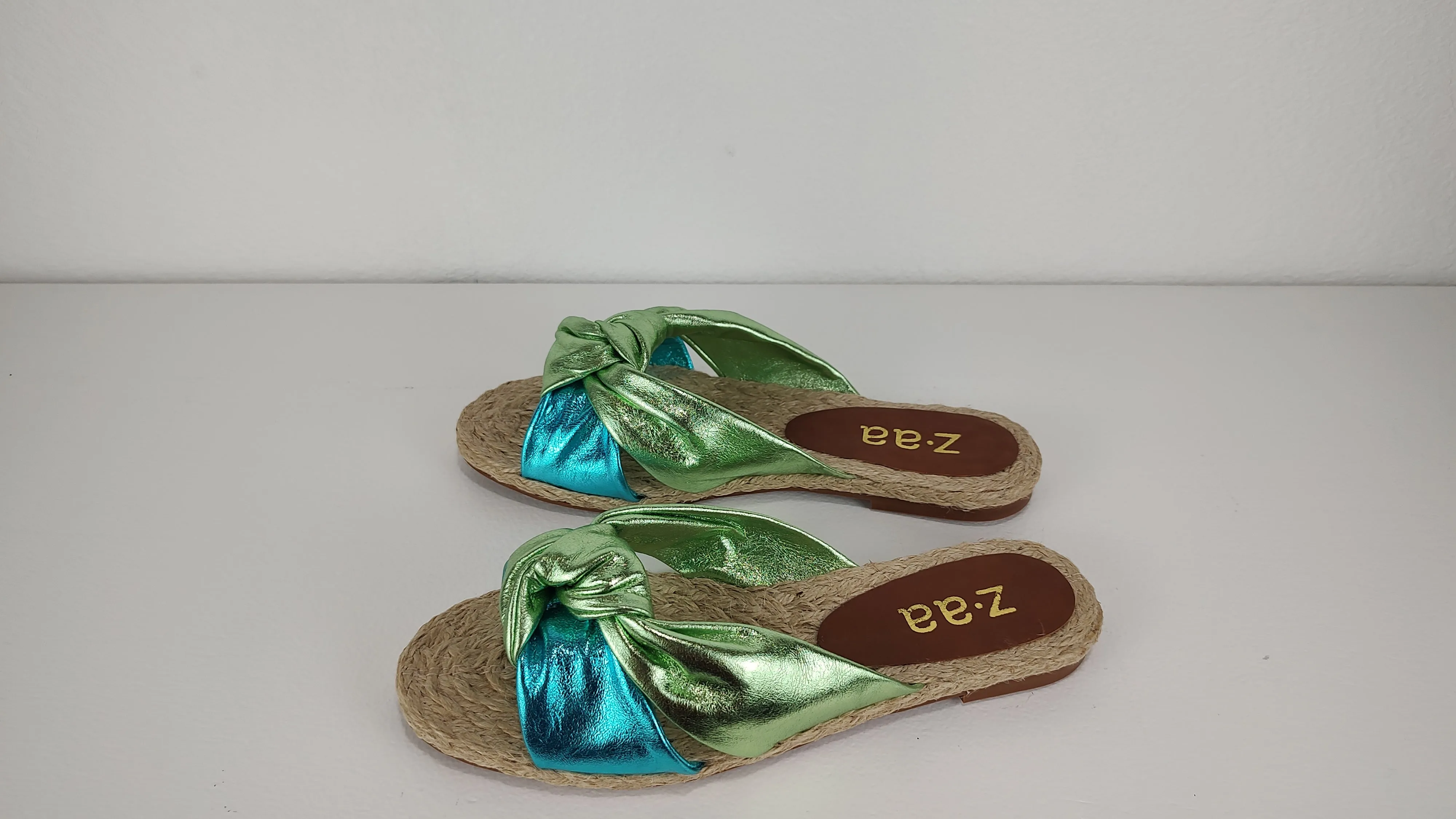 Metallic Knot Sandal