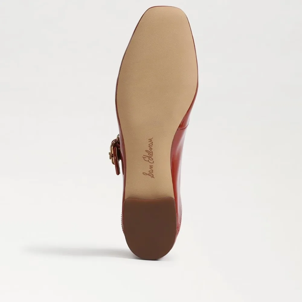 Michaela Mary Jane Flat