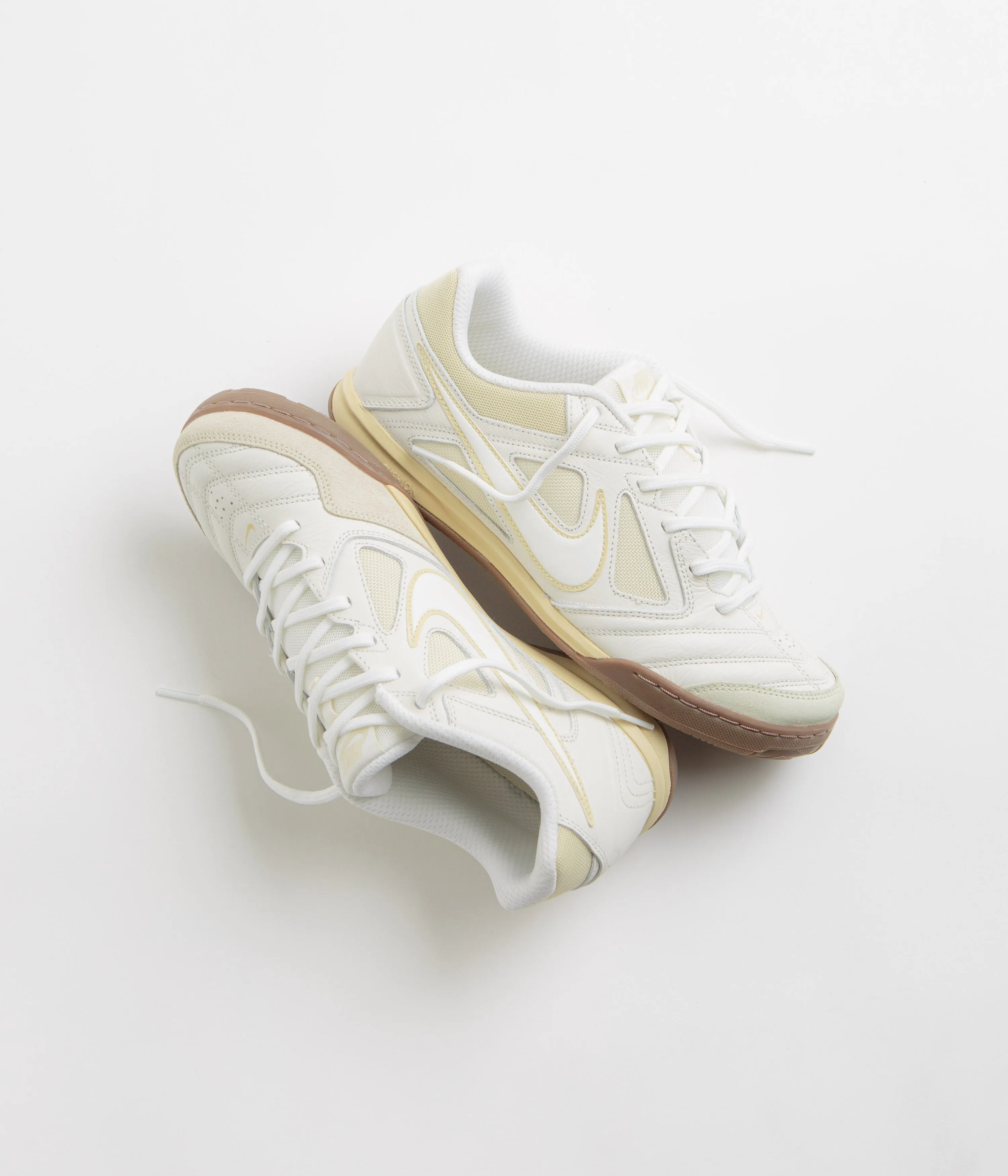 Nike Gato Shoes - Sail / Light Khaki - White - Gum Dark Brown