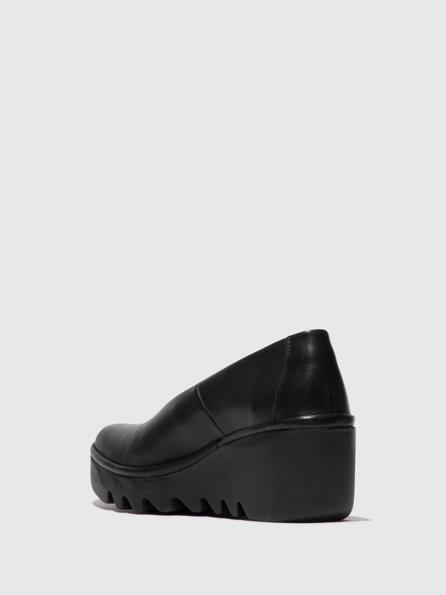 Slip-on Shoes BESO246FLY BLACK