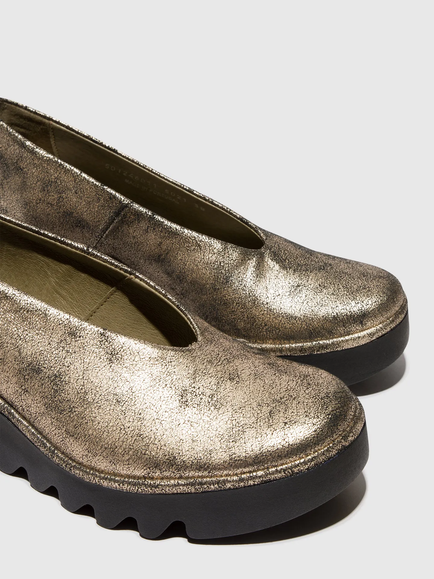 Slip-on Shoes BESO246FLY CHAMPAGNE