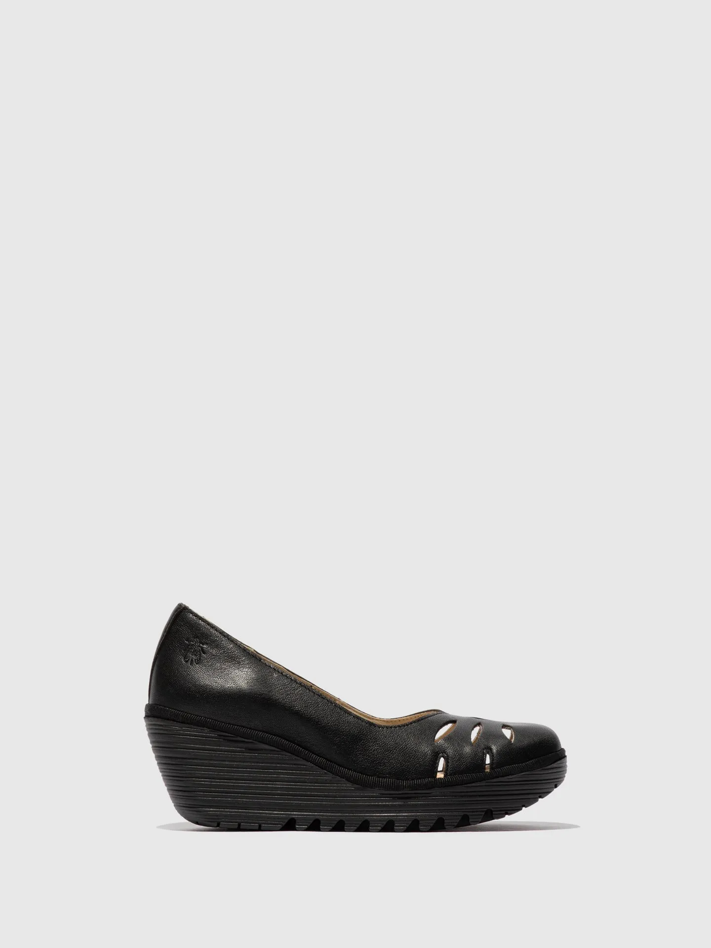 Slip-on Shoes YUBI480FLY BLACK