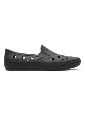 Slip-On Trek Black Shoes