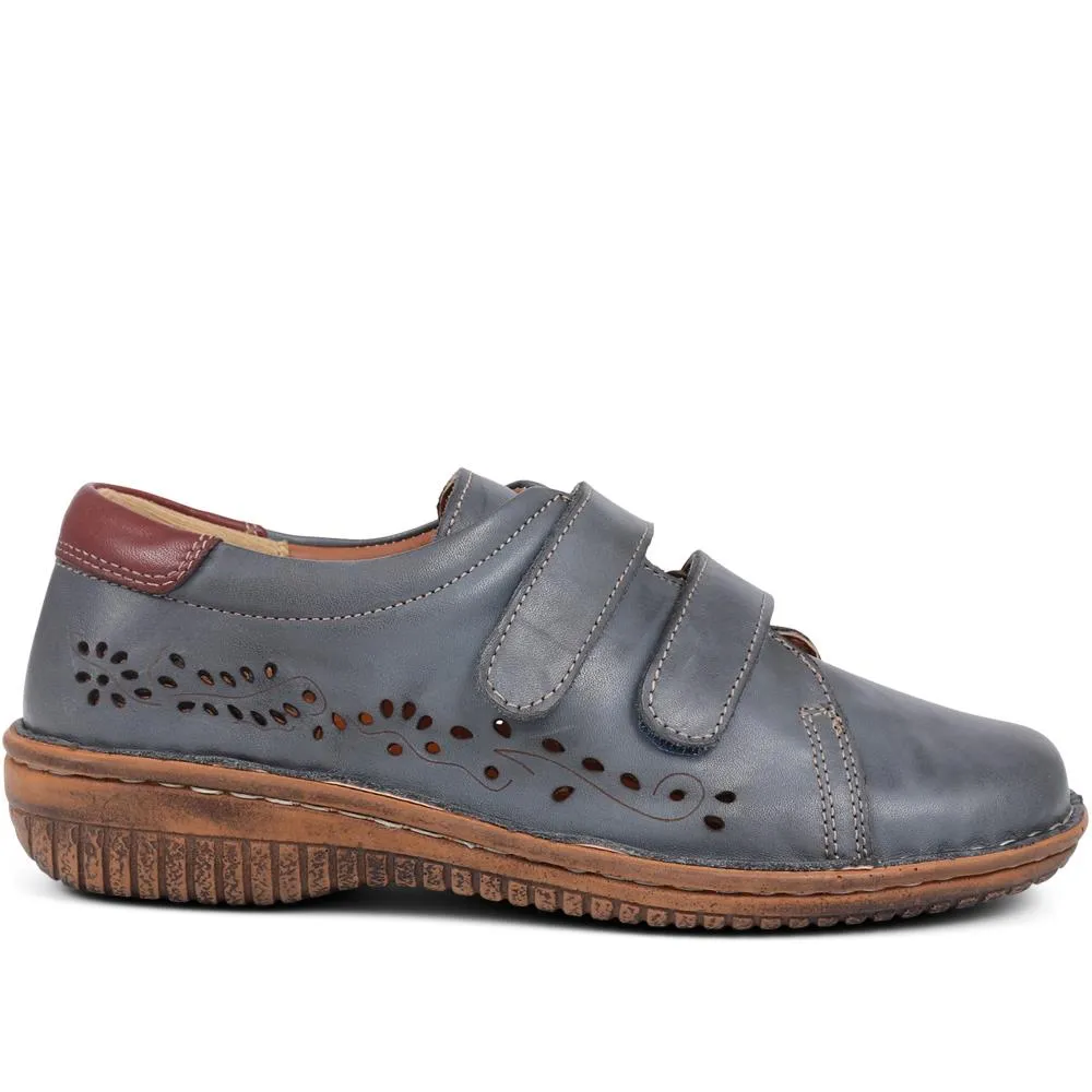 Touch-Fasten Leather Shoes  - HAK39025 / 325 540