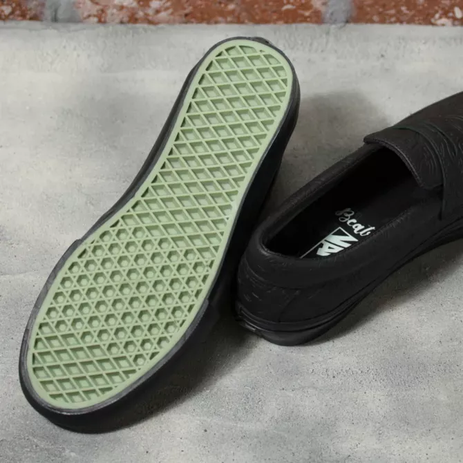 VANS SKATE STYLE 53 BEATRICE DOMAND BLACK