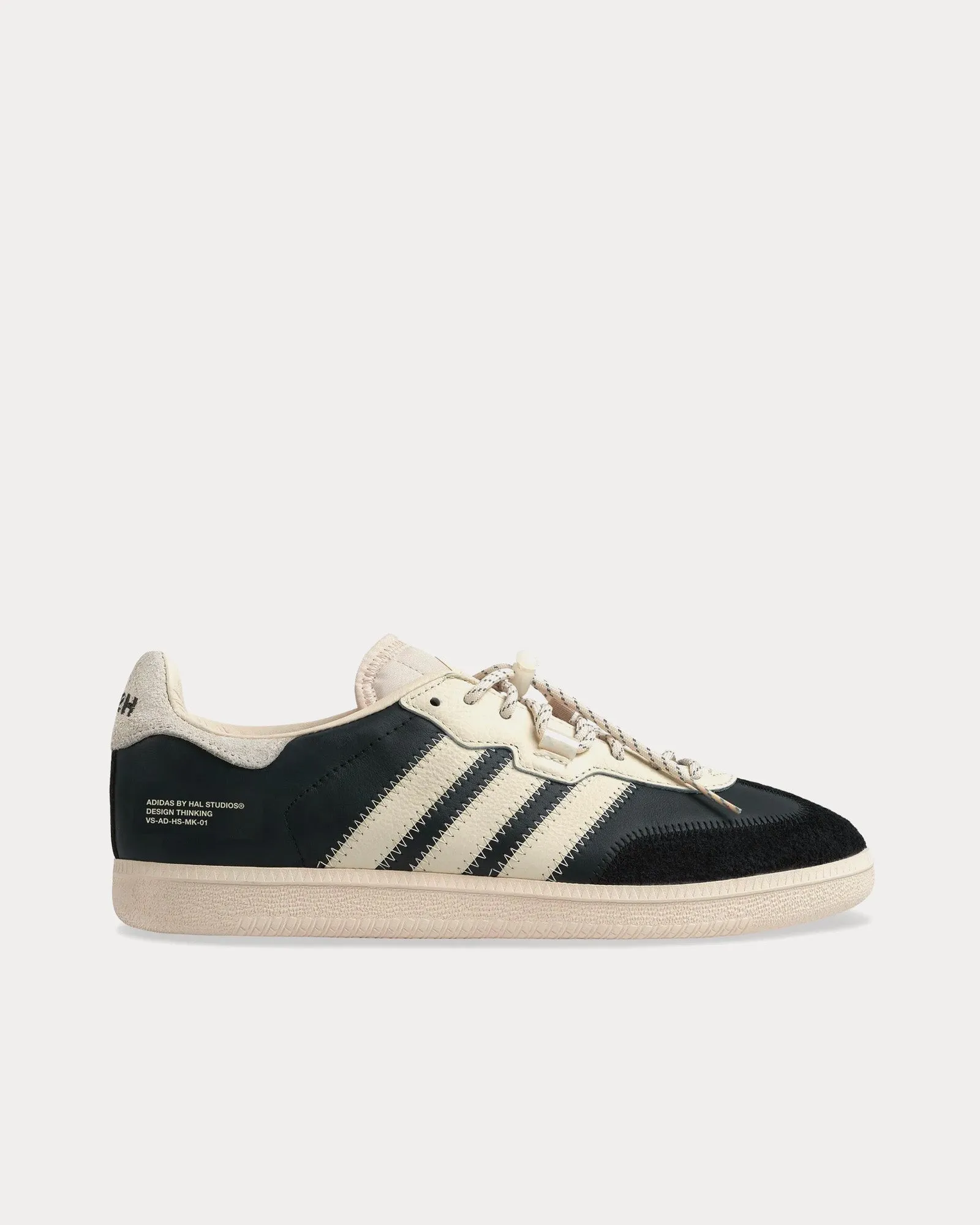 Velosamba 'HSDT-MK-01' Black / White Low Top Sneakers