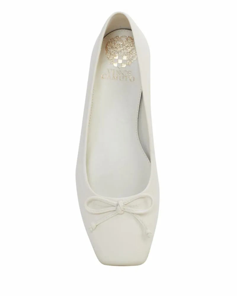 Vince Camuto Women's Corrine White M