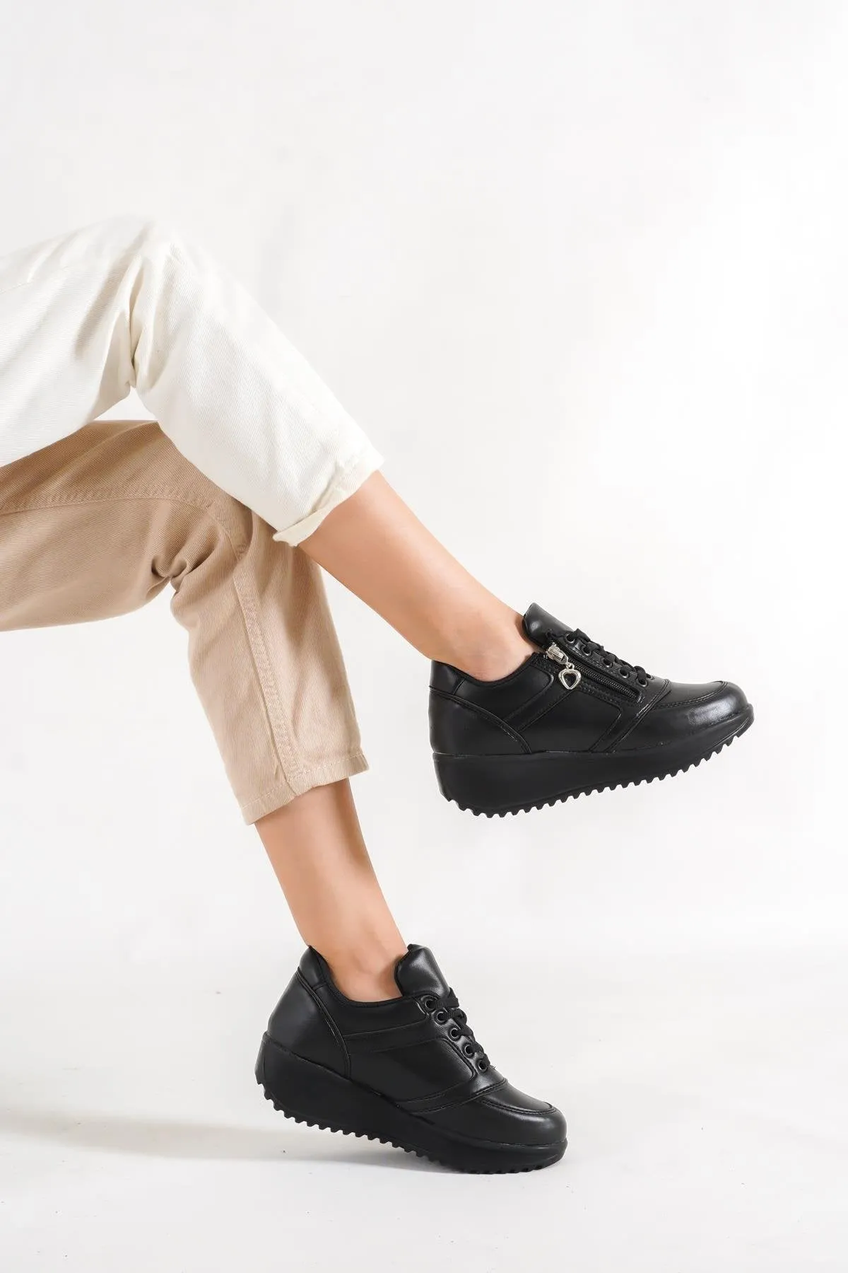 Women's Black Leather Zippered Sports Shoes