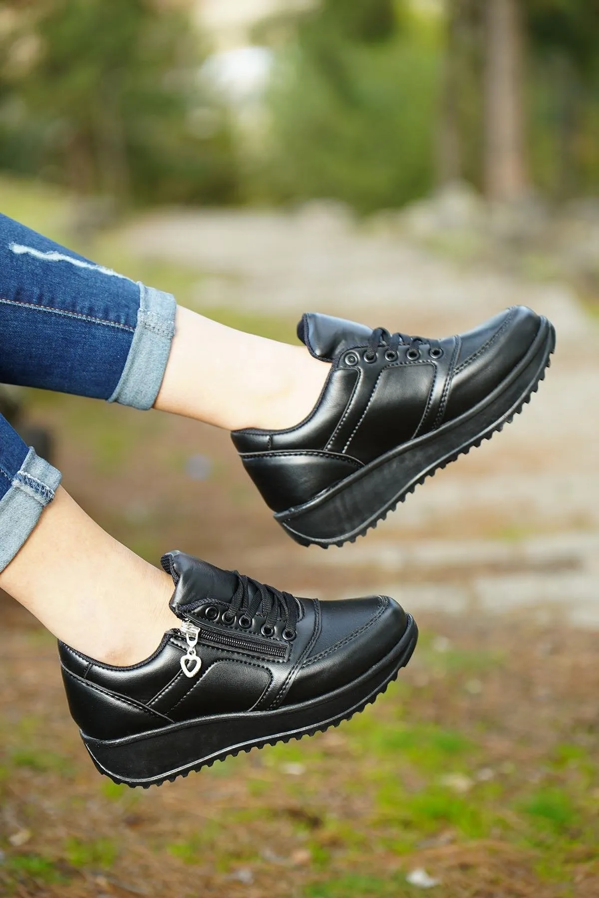 Women's Black Leather Zippered Sports Shoes